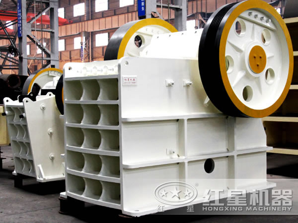 顎式破碎機(jī)